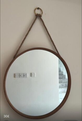 Round Mirror